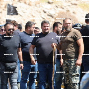 ΔΙΑΜΑΡΤΥΡΙΑ ΚΤΗΝΟΤΡΟΦΩΝ ΑΓΡΟΤΩΝ ΣΤΗΝ ΓΕΦΥΡΑ ΠΑΛΑΙΟΚΑΣΤΡΟΥ