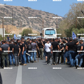 ΔΙΑΜΑΡΤΥΡΙΑ ΚΤΗΝΟΤΡΟΦΩΝ ΑΓΡΟΤΩΝ ΣΤΗΝ ΓΕΦΥΡΑ ΠΑΛΑΙΟΚΑΣΤΡΟΥ