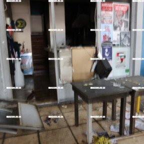 ΕΚΡΗΞΗ ΦΙΑΛΗΣ ΣΕ ΣΤΟΑ ΚΟΝΤΑ ΣΤΟΝ ΑΓΙΟ ΜΗΝΑ
