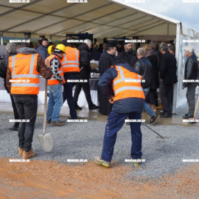 ΕΠΙΣΚΕΨΗ ΚΥΡΙΑΚΟΥ ΜΗΤΣΟΤΑΚΗ ΣΤΙΣ ΕΡΓΑΣΙΕΣ ΤΟΥ ΝΕΟΥ ΑΕΡΟΔΡΟΜΙΟΥ ΣΤΟ ΚΑΣΤΕΛΙ