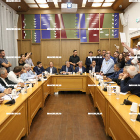 ΕΠΙΣΚΕΨΗ ΤΑΧΙΑΟΥ ΚΑΙ ΣΥΣΚΕΨΗ ΜΕ ΔΗΜΑΡΧΟΥΣ ΚΑΙ ΑΡΝΑΟΥΤΑΚΗ ΣΤΗΝ ΠΕΡΙΦΕΡΕΙΑ