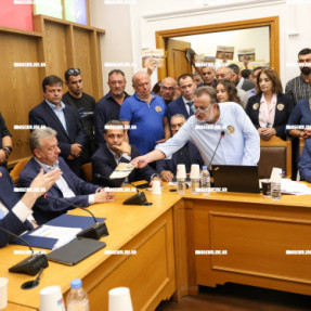 ΕΠΙΣΚΕΨΗ ΤΑΧΙΑΟΥ ΚΑΙ ΣΥΣΚΕΨΗ ΜΕ ΔΗΜΑΡΧΟΥΣ ΚΑΙ ΑΡΝΑΟΥΤΑΚΗ ΣΤΗΝ ΠΕΡΙΦΕΡΕΙΑ