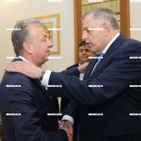 ΕΠΙΣΚΕΨΗ ΤΑΧΙΑΟΥ ΚΑΙ ΣΥΣΚΕΨΗ ΜΕ ΔΗΜΑΡΧΟΥΣ ΚΑΙ ΑΡΝΑΟΥΤΑΚΗ ΣΤΗΝ ΠΕΡΙΦΕΡΕΙΑ