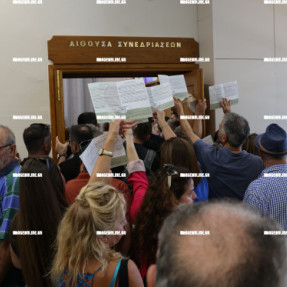 ΕΠΙΣΚΕΨΗ ΤΑΧΙΑΟΥ ΚΑΙ ΣΥΣΚΕΨΗ ΜΕ ΔΗΜΑΡΧΟΥΣ ΚΑΙ ΑΡΝΑΟΥΤΑΚΗ ΣΤΗΝ ΠΕΡΙΦΕΡΕΙΑ