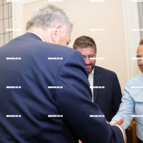 ΕΠΙΣΚΕΨΗ ΤΑΧΙΑΟΥ ΚΑΙ ΣΥΣΚΕΨΗ ΜΕ ΔΗΜΑΡΧΟΥΣ ΚΑΙ ΑΡΝΑΟΥΤΑΚΗ ΣΤΗΝ ΠΕΡΙΦΕΡΕΙΑ