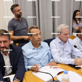 ΕΠΙΣΚΕΨΗ ΤΑΧΙΑΟΥ ΚΑΙ ΣΥΣΚΕΨΗ ΜΕ ΔΗΜΑΡΧΟΥΣ ΚΑΙ ΑΡΝΑΟΥΤΑΚΗ ΣΤΗΝ ΠΕΡΙΦΕΡΕΙΑ