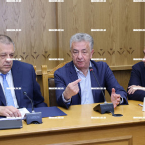 ΕΠΙΣΚΕΨΗ ΤΑΧΙΑΟΥ ΚΑΙ ΣΥΣΚΕΨΗ ΜΕ ΔΗΜΑΡΧΟΥΣ ΚΑΙ ΑΡΝΑΟΥΤΑΚΗ ΣΤΗΝ ΠΕΡΙΦΕΡΕΙΑ