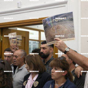 ΕΠΙΣΚΕΨΗ ΤΑΧΙΑΟΥ ΚΑΙ ΣΥΣΚΕΨΗ ΜΕ ΔΗΜΑΡΧΟΥΣ ΚΑΙ ΑΡΝΑΟΥΤΑΚΗ ΣΤΗΝ ΠΕΡΙΦΕΡΕΙΑ