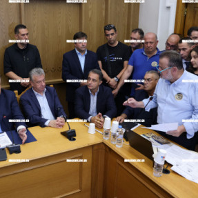 ΕΠΙΣΚΕΨΗ ΤΑΧΙΑΟΥ ΚΑΙ ΣΥΣΚΕΨΗ ΜΕ ΔΗΜΑΡΧΟΥΣ ΚΑΙ ΑΡΝΑΟΥΤΑΚΗ ΣΤΗΝ ΠΕΡΙΦΕΡΕΙΑ