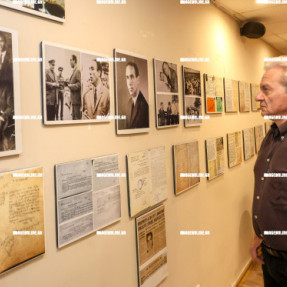 ΕΓΚΑΙΝΙΑ ΕΚΘΕΣΗΣ ΓΙΑ ΤΟΝ ΓΡΗΓΟΡΗ ΛΑΜΠΡΑΚΗ