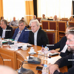 ΕΠΙΣΚΕΨΗ ΓΡΑΦΑΚΟΥ ΣΤΗ ΛΟΥΖΙΑ ΚΑΙ ΣΥΣΚΕΨΗ ΜΕ ΔΗΜΑΡΧΟΥΣ ΚΡΗΤΗΣ