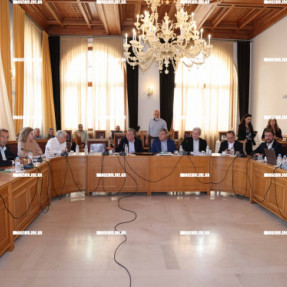 ΕΠΙΣΚΕΨΗ ΓΡΑΦΑΚΟΥ ΣΤΗ ΛΟΥΖΙΑ ΚΑΙ ΣΥΣΚΕΨΗ ΜΕ ΔΗΜΑΡΧΟΥΣ ΚΡΗΤΗΣ