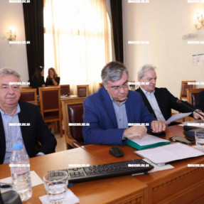 ΕΠΙΣΚΕΨΗ ΓΡΑΦΑΚΟΥ ΣΤΗ ΛΟΥΖΙΑ ΚΑΙ ΣΥΣΚΕΨΗ ΜΕ ΔΗΜΑΡΧΟΥΣ ΚΡΗΤΗΣ