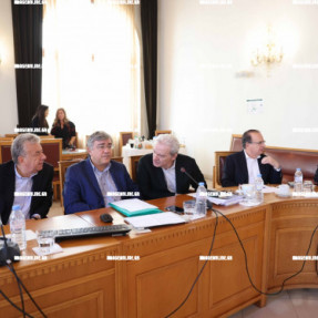 ΕΠΙΣΚΕΨΗ ΓΡΑΦΑΚΟΥ ΣΤΗ ΛΟΥΖΙΑ ΚΑΙ ΣΥΣΚΕΨΗ ΜΕ ΔΗΜΑΡΧΟΥΣ ΚΡΗΤΗΣ