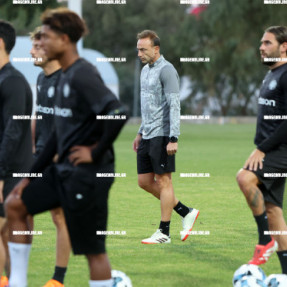 ΠΡΩΤΗ ΠΡΟΠΟΝΗΣΗ ΚΟΝΤΗ ΣΤΟΝ ΟΦΗ