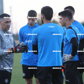 ΠΡΩΤΗ ΠΡΟΠΟΝΗΣΗ ΚΟΝΤΗ ΣΤΟΝ ΟΦΗ