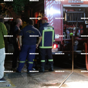 ΦΩΤΙΑ ΜΕ ΔΥΟ ΝΕΚΡΟΥΣ ΣΤΟ ΜΑΣΤΑΜΠΑ