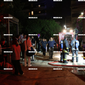 ΦΩΤΙΑ ΜΕ ΔΥΟ ΝΕΚΡΟΥΣ ΣΤΟ ΜΑΣΤΑΜΠΑ