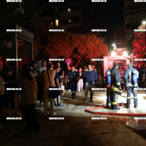 ΦΩΤΙΑ ΜΕ ΔΥΟ ΝΕΚΡΟΥΣ ΣΤΟ ΜΑΣΤΑΜΠΑ