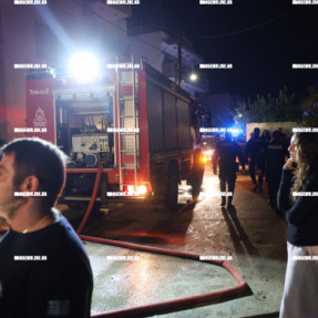 ΦΩΤΙΑ ΜΕ ΔΥΟ ΝΕΚΡΟΥΣ ΣΤΟ ΜΑΣΤΑΜΠΑ