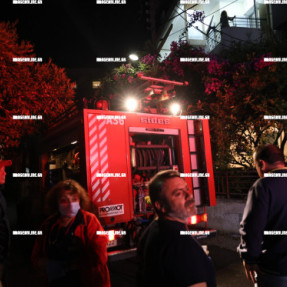 ΦΩΤΙΑ ΜΕ ΔΥΟ ΝΕΚΡΟΥΣ ΣΤΟ ΜΑΣΤΑΜΠΑ