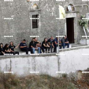 ΚΗΔΕΊΑ ΦΑΝΟΥΡΗ ΚΑΡΓΑΚΗ ΣΤΑ ΒΟΡΙΖΙΑ