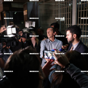 ΣΤΟ ΑΣΤΥΝΟΜΙΚΟ ΜΕΓΑΡΟ ΤΑ ΑΔΕΡΦΙΑ ΓΙΑ ΤΟ ΦΟΝΙΚΟ ΣΤΑ ΒΟΡΙΖΙΑ