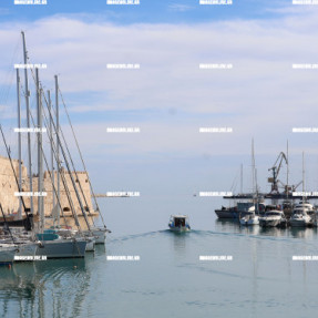 ΣΤΙΓΜΙΟΤΥΠΑ ΑΠΟ ΤΟ ΛΙΜΑΝΙ