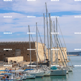 ΣΤΙΓΜΙΟΤΥΠΑ ΑΠΟ ΤΟ ΛΙΜΑΝΙ