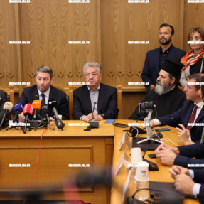 ΣΥΣΚΕΨΗ ΜΕ ΤΟΝ ΝΙΚΟ ΑΝΔΡΟΥΛΑΚΗ ΣΤΗΝ ΠΕΡΙΦΕΡΕΙΑ ΜΕ ΦΟΡΕΙΣ