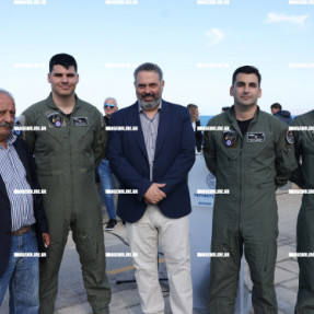 ΕΠΙΔΕΙΞΗ F16 ΣΤΟΝ ΚΑΡΑΒΟΛΑ