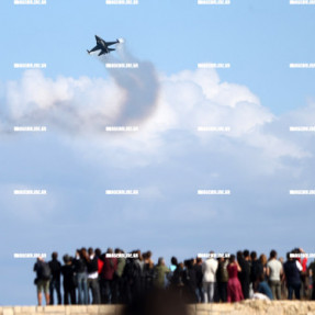 ΕΠΙΔΕΙΞΗ F16 ΣΤΟΝ ΚΑΡΑΒΟΛΑ