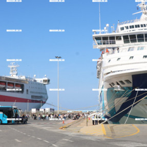 ΔΙΑΜΑΡΤΥΡΙΑ ΣΤΟ ΛΙΜΆΝΙ ΓΙΑ ΤΟ ΙΣΡΑΗΛΙΝΟ  ΚΡΟΥΑΖΙΕΡΟΠΛΟΙΟ