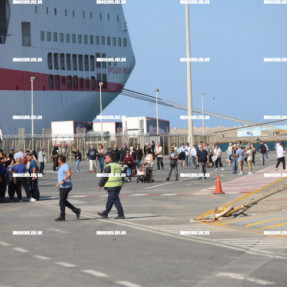 ΔΙΑΜΑΡΤΥΡΙΑ ΣΤΟ ΛΙΜΆΝΙ ΓΙΑ ΤΟ ΙΣΡΑΗΛΙΝΟ  ΚΡΟΥΑΖΙΕΡΟΠΛΟΙΟ