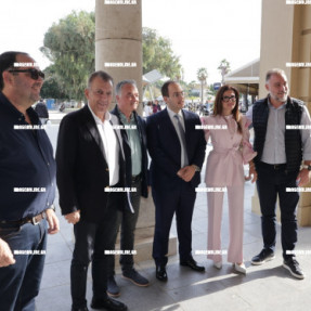 Ο ΓΙΑΝΝΗΣ ΒΡΟΥΤΣΗΣ ΣΤΗΝ ΠΕΡΙΦΕΡΕΙΑ