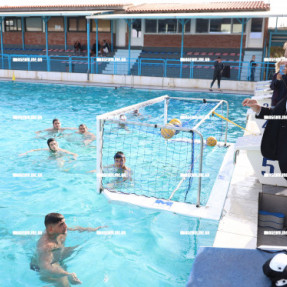 Ο ΓΙΑΝΝΗΣ ΒΡΟΥΤΣΗΣ ΣΤΟ ΚΟΛΥΜΒΗΤΗΡΙΟ ΗΡΑΚΛΕΙΟΥ