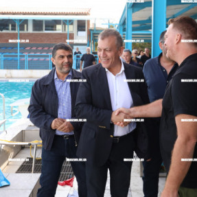 Ο ΓΙΑΝΝΗΣ ΒΡΟΥΤΣΗΣ ΣΤΟ ΚΟΛΥΜΒΗΤΗΡΙΟ ΗΡΑΚΛΕΙΟΥ