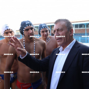 Ο ΓΙΑΝΝΗΣ ΒΡΟΥΤΣΗΣ ΣΤΟ ΚΟΛΥΜΒΗΤΗΡΙΟ ΗΡΑΚΛΕΙΟΥ