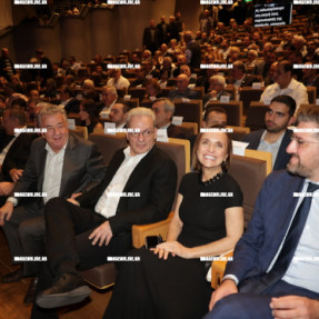 ΓΙΟΡΤΗ ΟΦΗ ΓΙΑ ΤΑ 100 ΧΡΟΝΙΑ