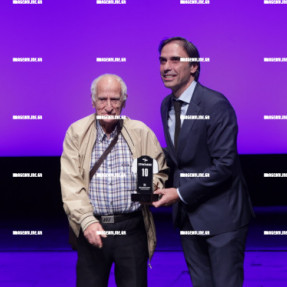 ΓΙΟΡΤΗ ΟΦΗ ΓΙΑ ΤΑ 100 ΧΡΟΝΙΑ