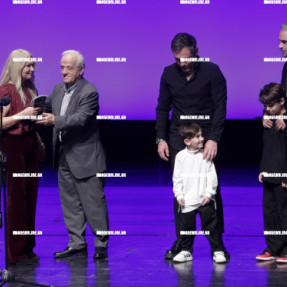 ΓΙΟΡΤΗ ΟΦΗ ΓΙΑ ΤΑ 100 ΧΡΟΝΙΑ