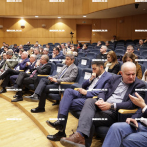 ΕΓΚΑΙΝΙΑ ΚΕΝΤΡΟΥ ΥΠΟΣΤΗΡΙΞΗΣ ΜΙΚΡΟΠΙΣΤΩΣΕΩΝ ΣΤΟ ΕΠΙΜΕΛΗΤΗΡΙΟ