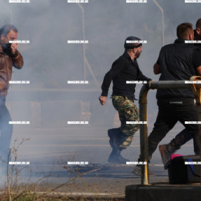 ΜΠΛΟΚΟ ΣΤΟ ΑΕΡΟΔΡΟΜΙΟ ΓΙΑ ΤΟΥΣ ΑΓΡΟΤΕΣ