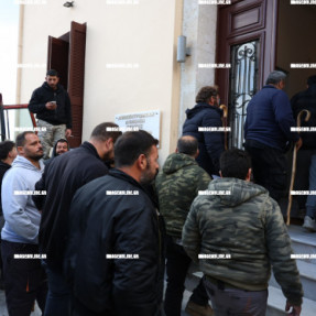 ΣΤΗΝ ΑΠΟΚΕΝΤΡΩΜΕΝΗ ΠΕΡΙΦΕΡΕΙΑ ΟΙ ΑΓΡΟΤΕΣ