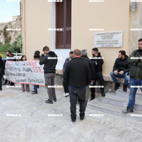 ΣΥΝΕΧΙΖΕΤΑΙ Η ΚΑΤΑΛΗΨΗ ΤΩΝ ΑΓΡΟΤΩΝ ΣΤΗΝ ΑΠΟΚΕΝΤΡΩΜΕΝΗ