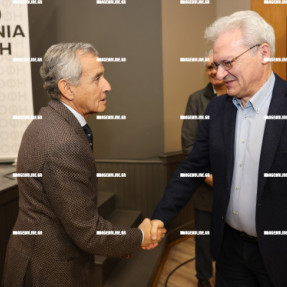 ΠΑΡΟΥΣΙΑΣΗ ΓΡΑΜΜΑΤΟΣΗΜΩΝ ΟΦΗ ΓΙΑ ΤΑ 100 ΧΡΟΝΙΑ ΤΗΣ ΟΜΑΔΑΣ