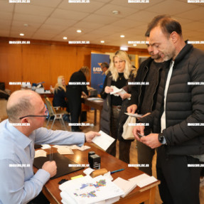 ΠΑΡΟΥΣΙΑΣΗ ΓΡΑΜΜΑΤΟΣΗΜΩΝ ΟΦΗ ΓΙΑ ΤΑ 100 ΧΡΟΝΙΑ ΤΗΣ ΟΜΑΔΑΣ