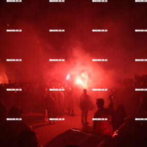 ΚΑΠΝΟΓΟΝΑ ΚΑΙ ΒΕΓΓΑΛΙΚΑ ΣΤΑ ΤΕΙΧΗ ΓΙΑ ΤΑ 100 ΧΡΟΝΙΑ ΤΟΥ ΟΦΗ