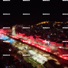 ΚΑΠΝΟΓΟΝΑ ΚΑΙ ΒΕΓΓΑΛΙΚΑ ΣΤΑ ΤΕΙΧΗ ΓΙΑ ΤΑ 100 ΧΡΟΝΙΑ ΤΟΥ ΟΦΗ