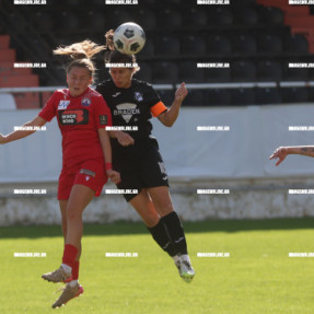 ΟΦΗ ΤΡΙΚΑΛΑ ΓΥΝΑΙΚΕΣ